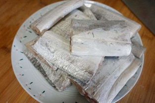 巧用腌制鹽，帶魚鮮香不腥的秘訣